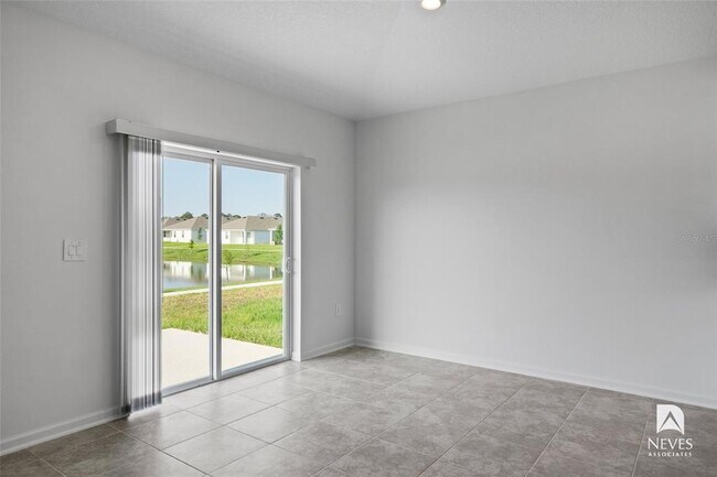 Building Photo - 1502 Brentwood Dr