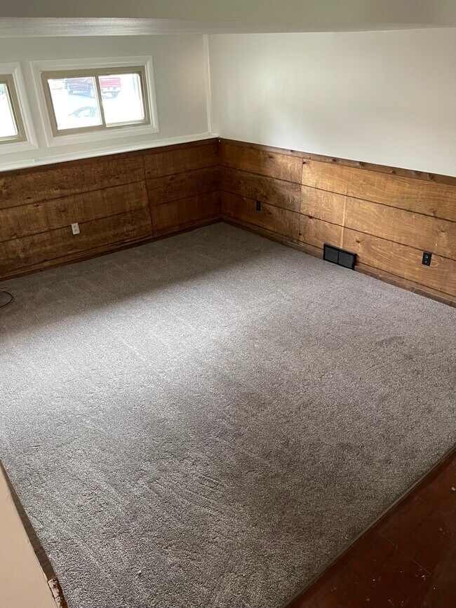 Building Photo - 6 Juniper Ln