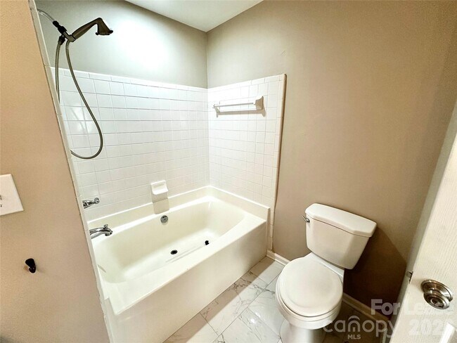 Building Photo - 19425 Booth Bay Ct