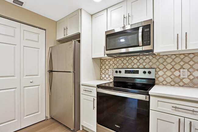 Building Photo - 2724 Anzio Ct