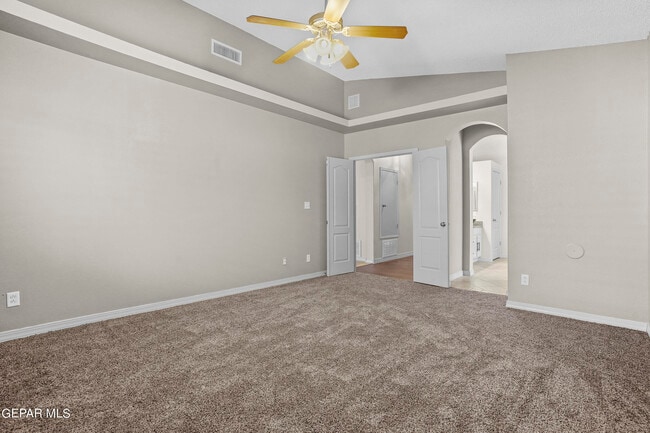 Building Photo - 3236 Sunset Point Dr