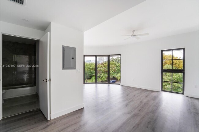 Building Photo - 1165 NW 8th Ave