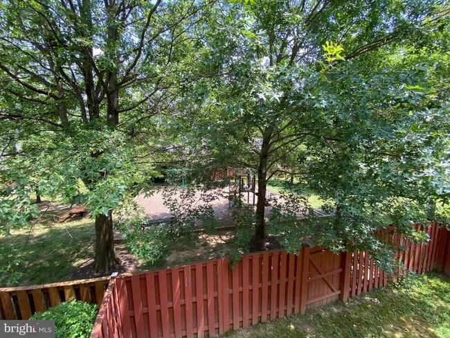 Building Photo - 6555 Kelsey Point Cir