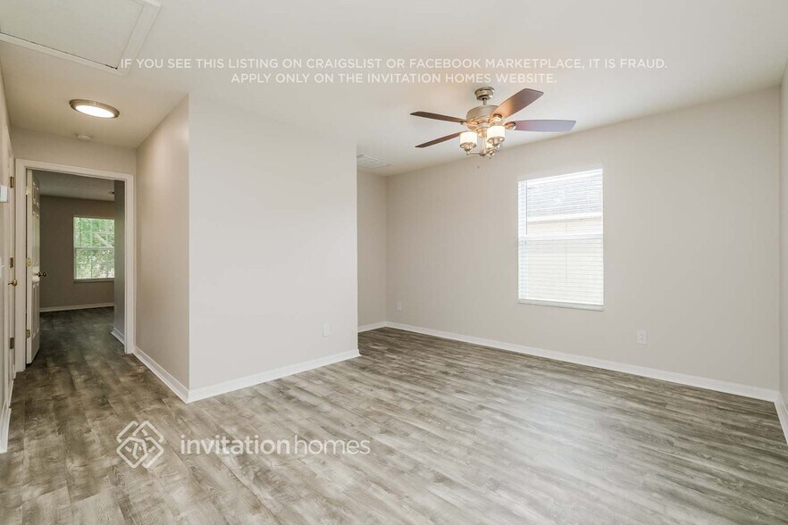 Building Photo - 2935 Girvan Dr