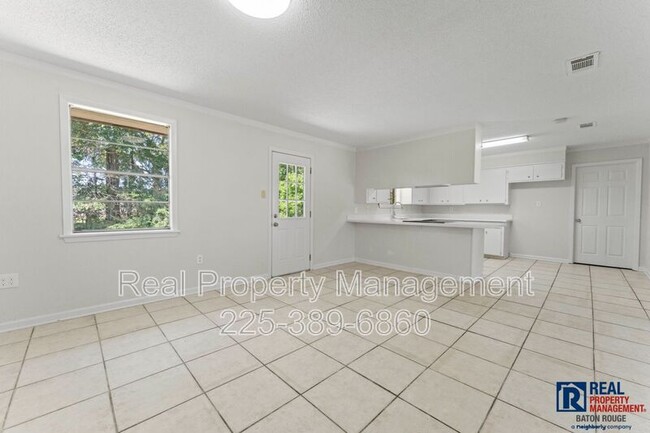 Building Photo - 7514 Kings Hill Ave