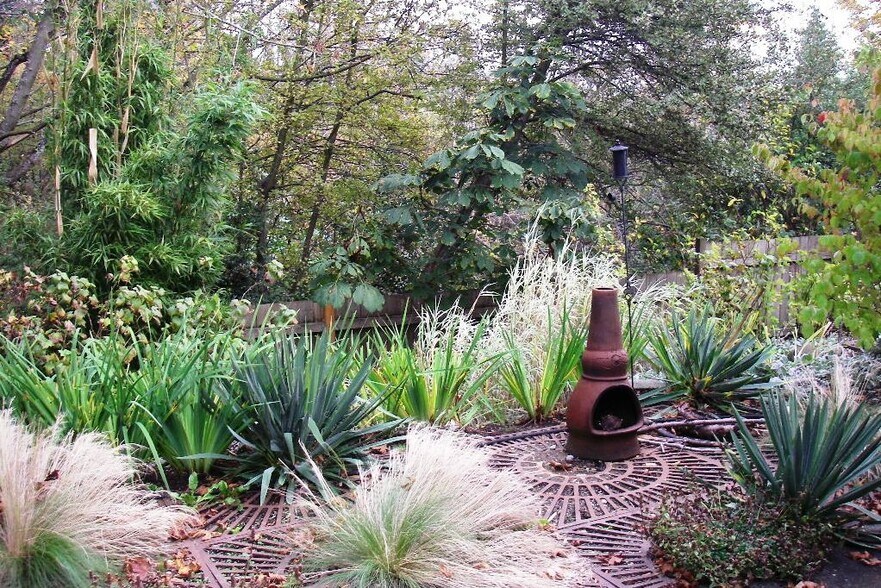 Building Photo - 2111 17th Ave S