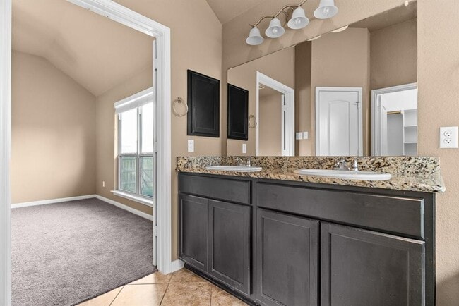 Building Photo - 3310 Greyfriar Dr