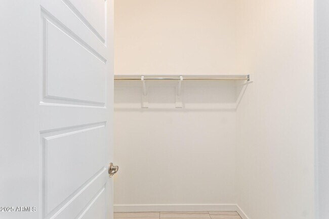 Building Photo - 2134 W Harmont Dr
