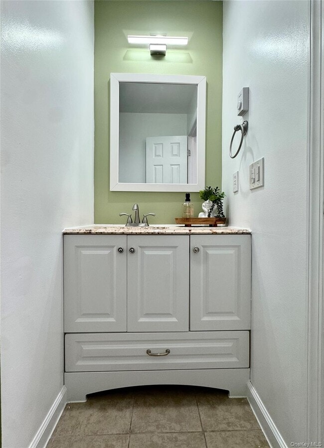 Building Photo - 634 Fox Run Ln