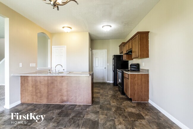 Building Photo - 4102 Tahoe Dr