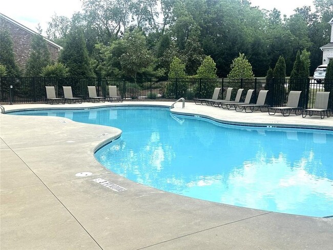 Building Photo - 4311 Lanier Park Dr