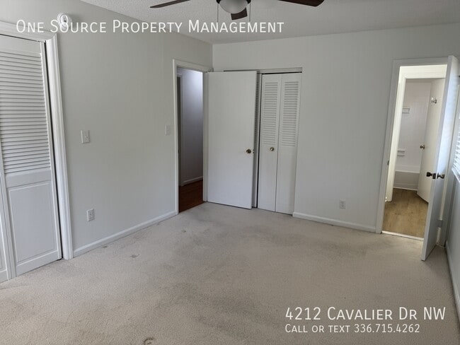 Building Photo - 4212 Cavalier Dr NW