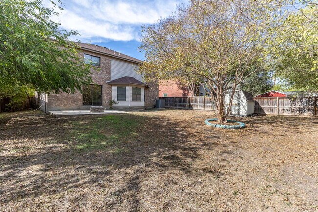 Building Photo - 8423 Parry Path