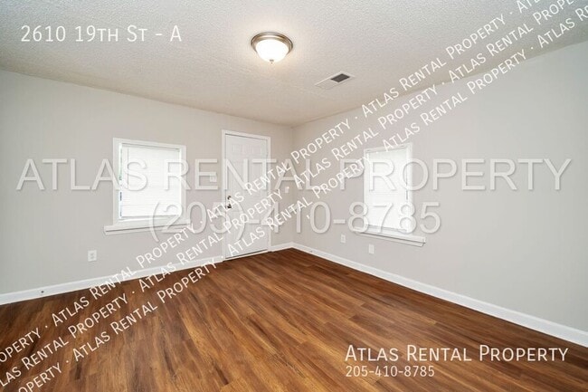 Building Photo - 2610 19th St