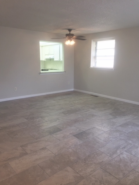 Building Photo - Condo for rent in OKC + 3 bedrooms