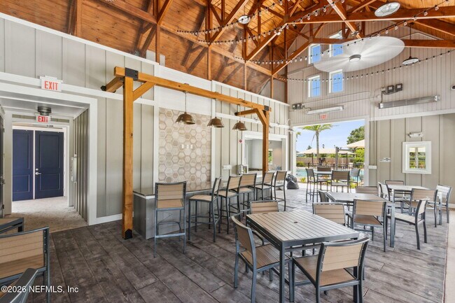 Building Photo - 3012 Granary Pk Ave