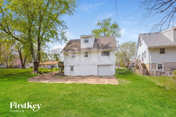 Building Photo - 7029 N Harrison St