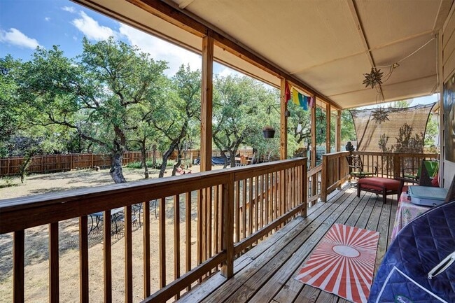 Building Photo - 29 Champions Cir