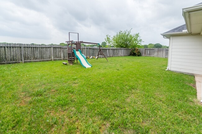 Building Photo - 2834 Sage Bluff Ave