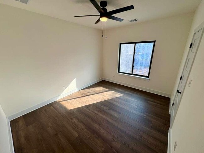 Building Photo - 10209 Gail Rd