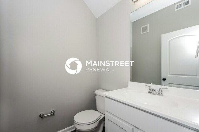 Building Photo - 3 Bedroom Pet-Friendly Home in Jeffersonvi...