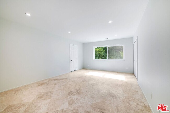 Building Photo - 3643 Ballina Canyon Rd