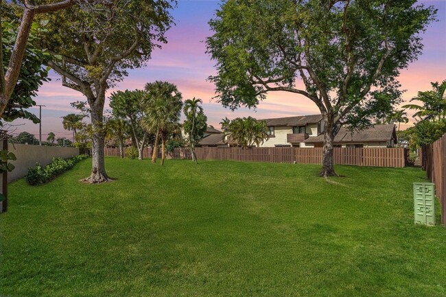 Building Photo - 7136 SW 105th Ct