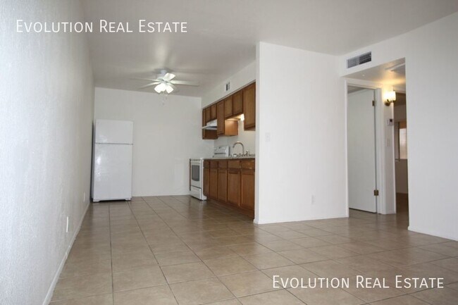 Building Photo - 2413 N Amarillo St