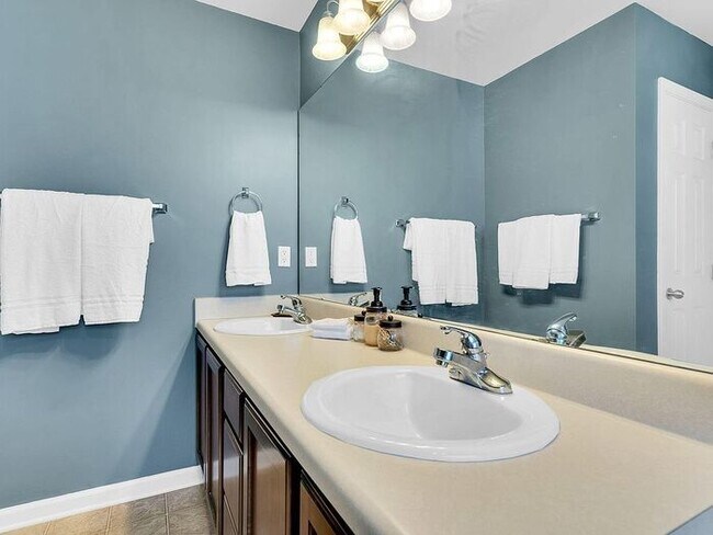 Building Photo - Build Equity While Leasing - Lease and Own...
