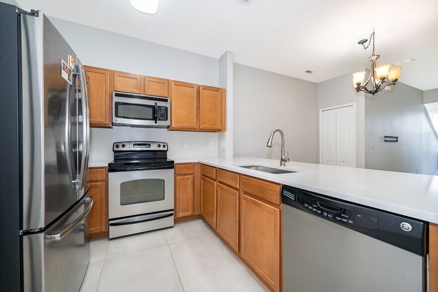 Building Photo - 2942 Rodrick Cir