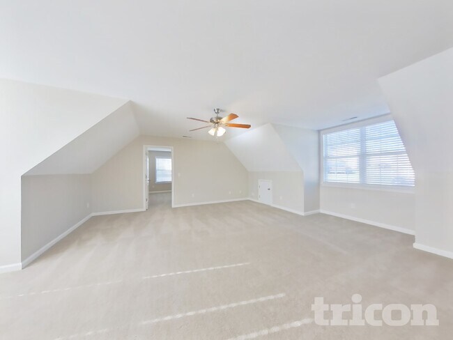 Building Photo - 2784 Aston Woods Ln