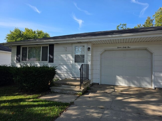 Building Photo - 1263-1265 Meadow Ln