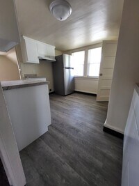 Building Photo - 1133 Day St