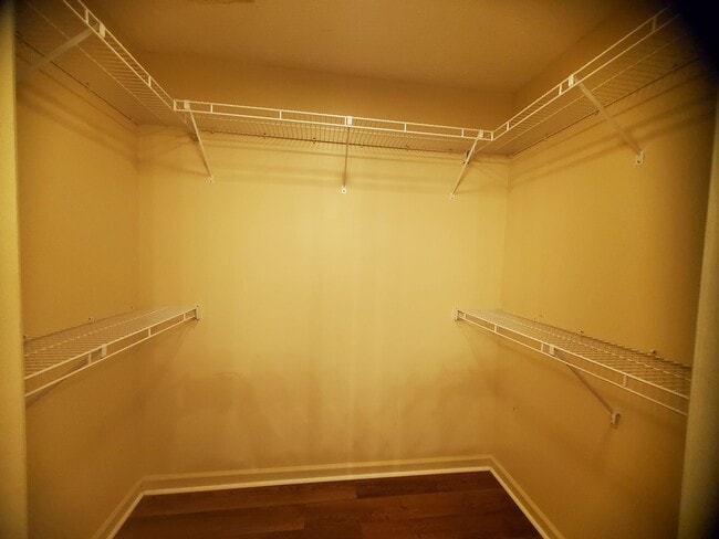 Building Photo - 450 Lands End Rd