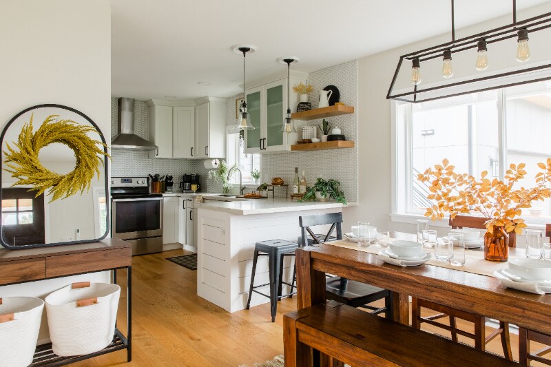 Building Photo - 7947 10th Ave SW