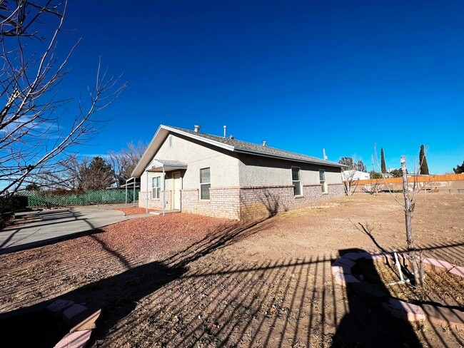 Building Photo - 10183 Dijon Pl