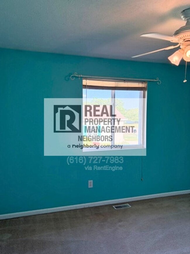 Building Photo - 1636 Northbend Dr NE