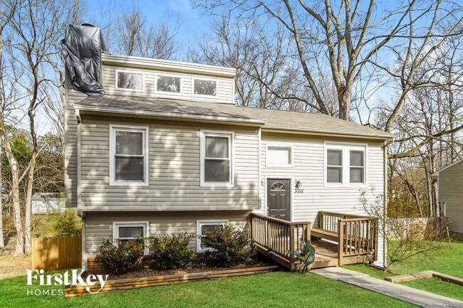 Building Photo - 8500 Park Vista Cir