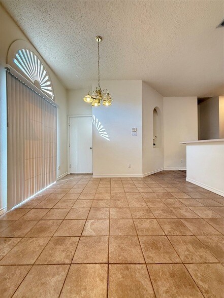 Building Photo - 7213 Randall Way