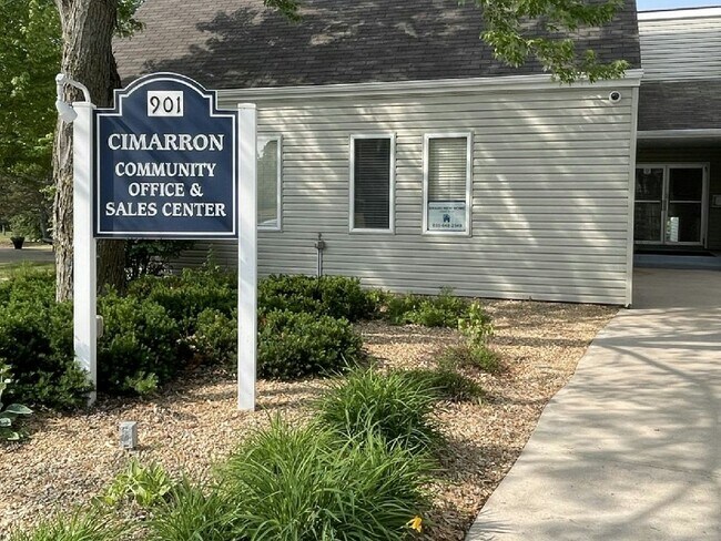Primary Photo - 492 Cimarron