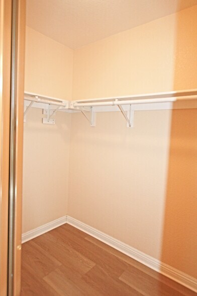 Building Photo - 4065 Ivey Vista Way