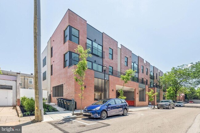 Building Photo - 203 Haverford Ave