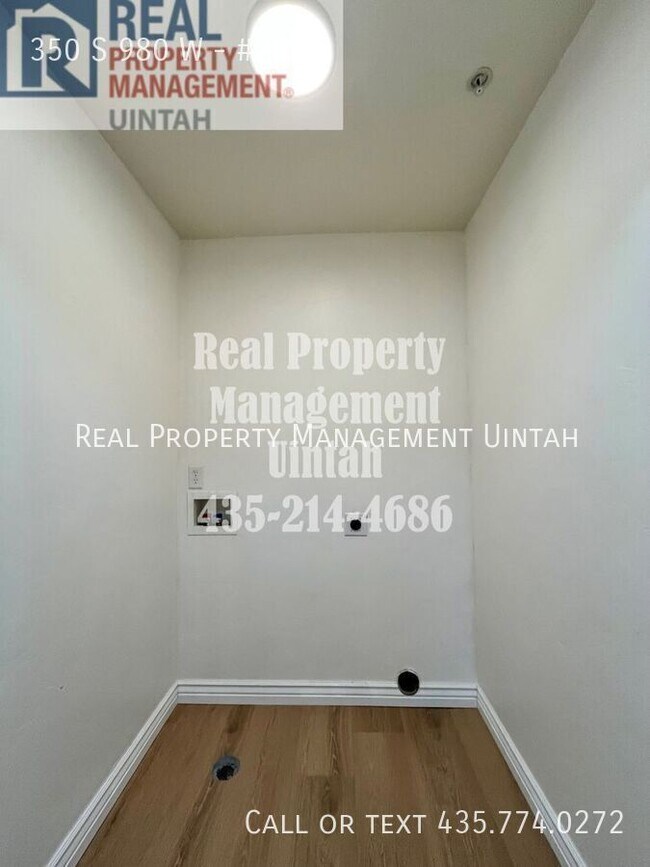 Building Photo - 980 350 S