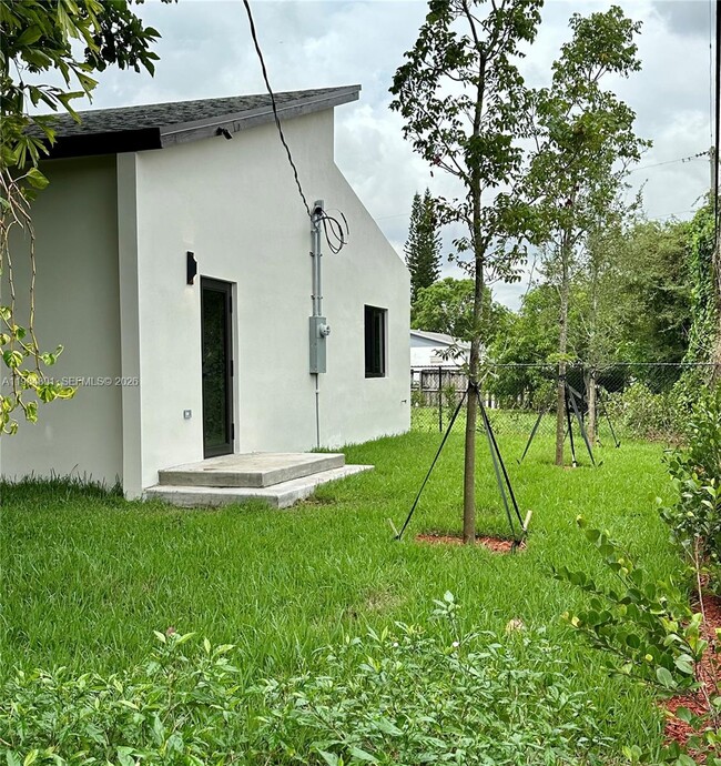 Building Photo - 929 NW 60th St