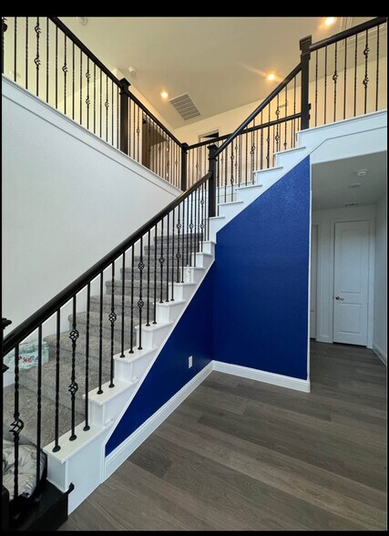 Building Photo - 701 Harmony Trl