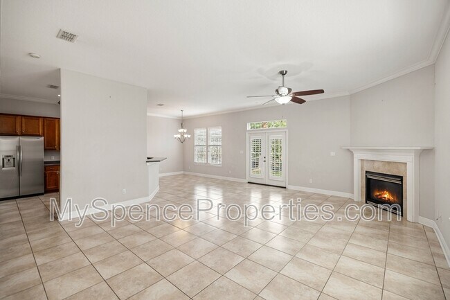 Building Photo - 1578 Venice Ave