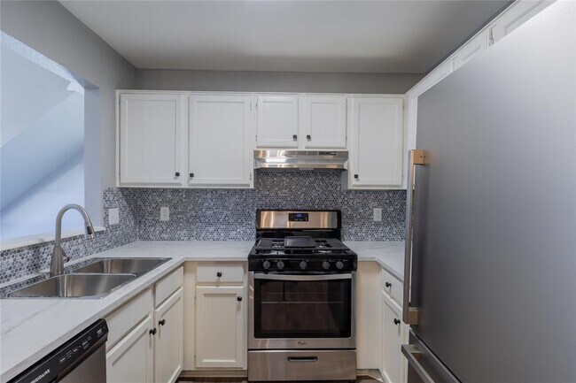 Building Photo - 317 Rawhide Loop