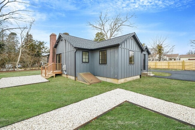 Building Photo - 23 Roosevelt Blvd