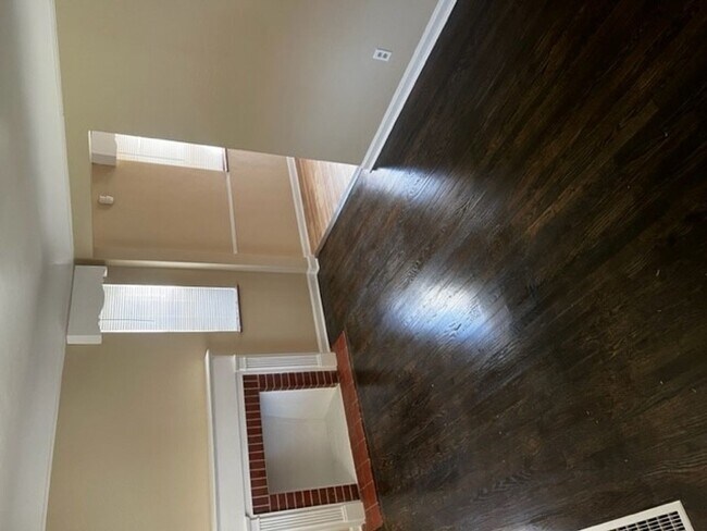 Primary Photo - 3 bedroom house | Mayflower Ave |