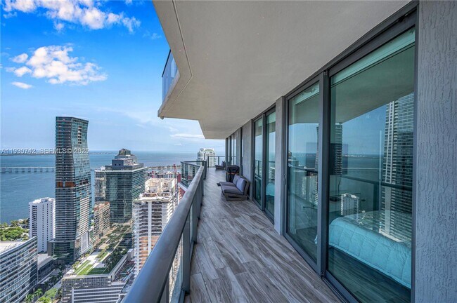 Building Photo - 1300 S Miami Ave